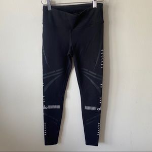 ALO Yoga Black Leggings Sz XXS